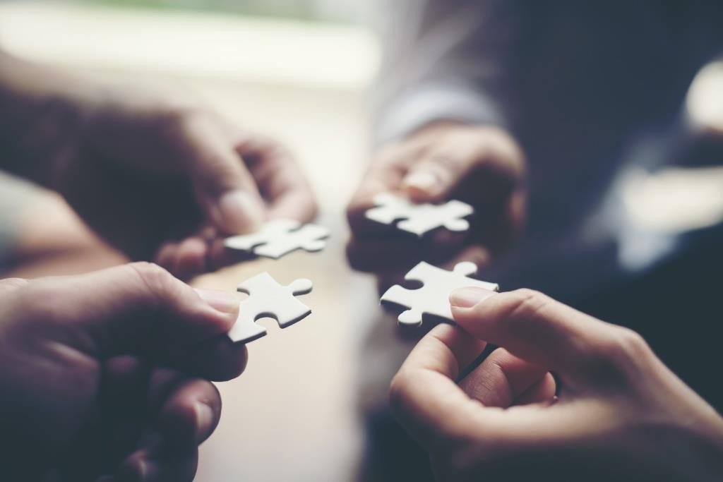 Mit Sales-Enablement fügen sich viele Bereiche zusammen