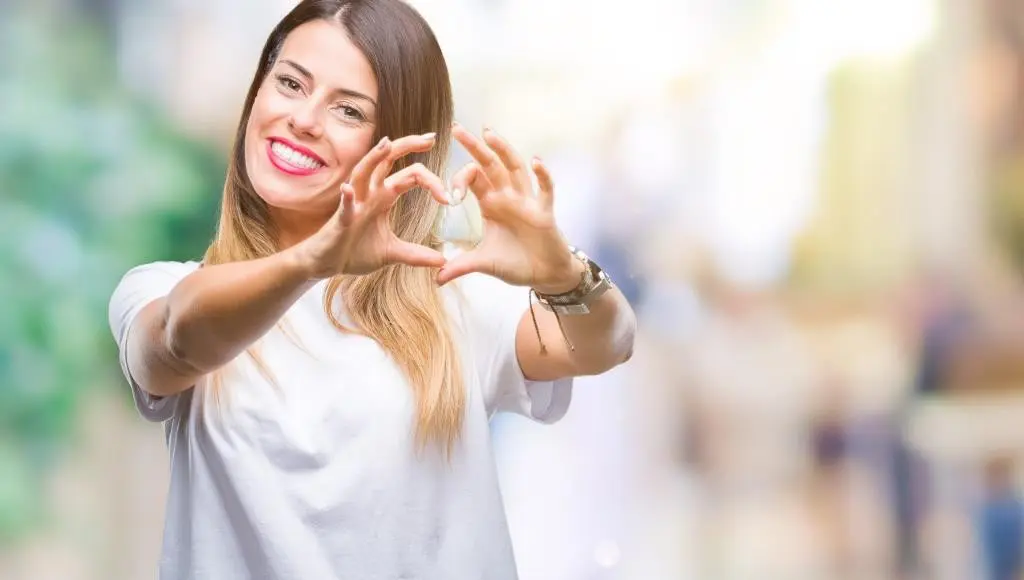 Mit Customer Experience Management (CEM) schaffen Sie positive Kundenerlebnisse, die Kundenloyalität schafft.
