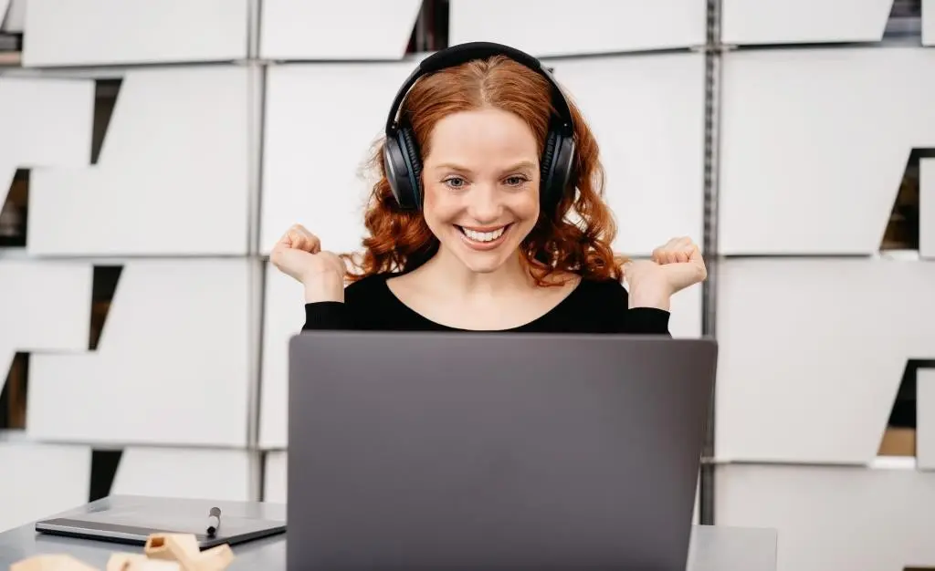 Die Stimme im Vertrieb wirkt oft stärker als der Inhalt. Digitales Stimmtraining lohnt sich und ist flexibel.