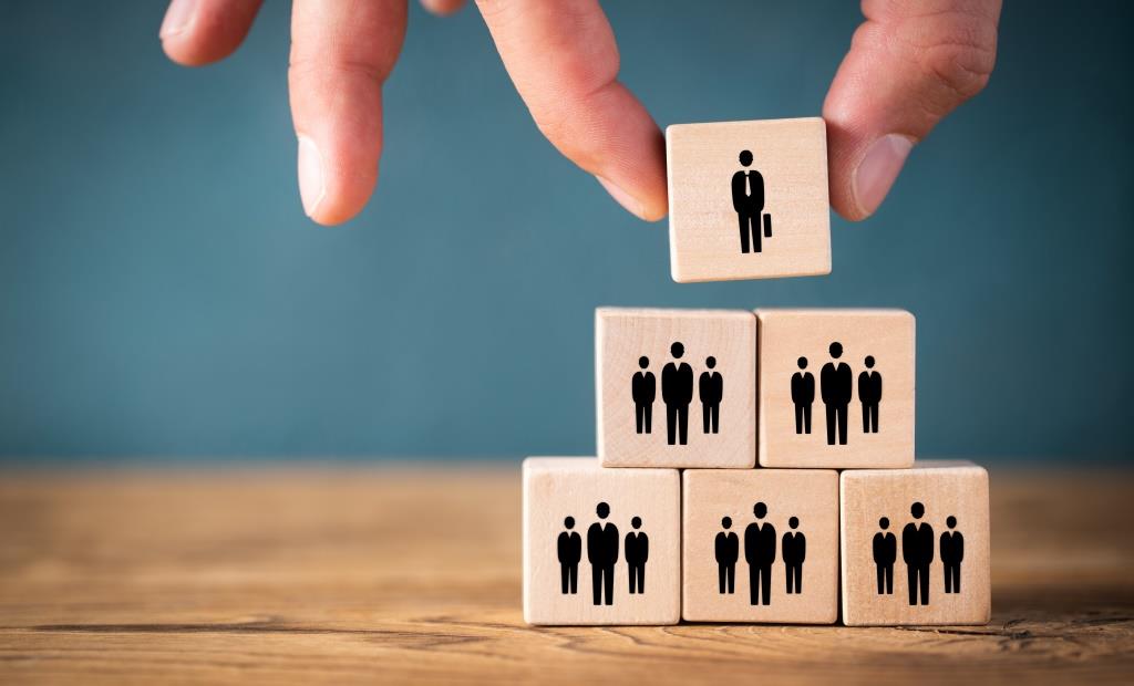 Provisionen statt Führung, das klappt nicht mehr. Doch gut gemacht, können Provisionen als Führungstool eingesetzt werden. Auch im Team.