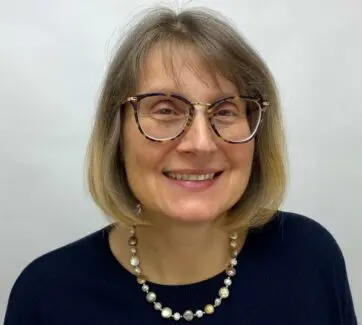 Dr. Andrea Wetzel