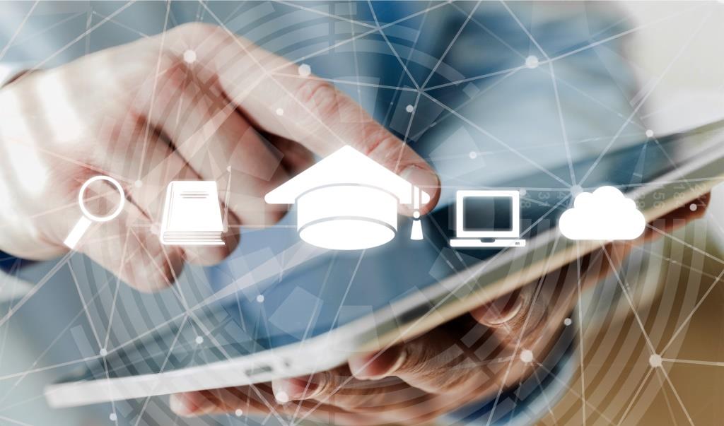 Digitale Lernformen im Weiterbildungsbereich sind eine attraktive und effektive Möglichkeit, standardisierte Inhalte individuell zu übermitteln.