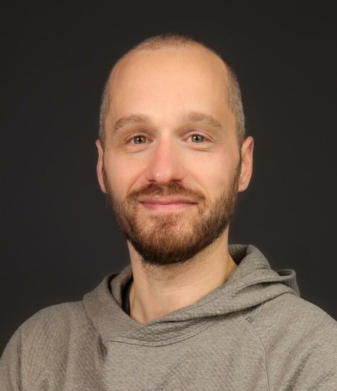 Oliver Manojlovic