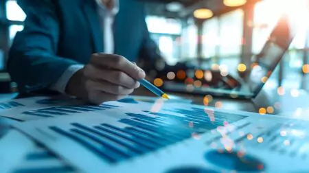 B2B-Verhandlungen clever führen: 18 Profi-Tipps für mehr Abschlussquote, bessere Kundenbindung & strategische Gesprächsführung. So vermeidest Du teure Fehler!